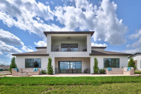 Villa ou maison à vendre à Wesley Chapel, Floride: 5 pièces, 397 m2 № 373528 - photo 1