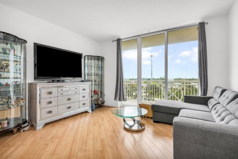 Condominio en venta en Boynton Beach, Florida, 1 dormitorio, 76.18 m2 № 1093695 - foto 10