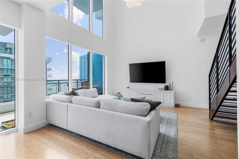 Copropriété à vendre à Miami, Floride: 2 chambres, 155.52 m2 № 1386109 - photo 11