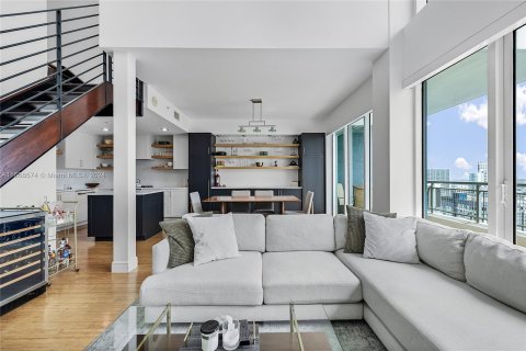 Copropriété à vendre à Miami, Floride: 2 chambres, 155.52 m2 № 1386109 - photo 3