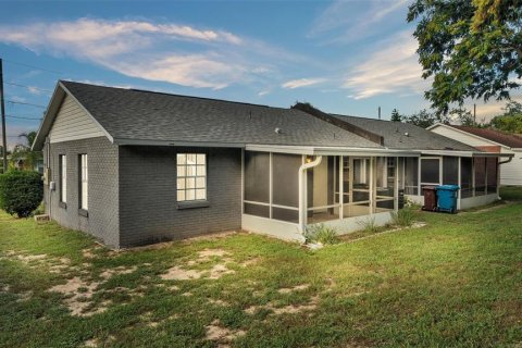 Duplex à vendre à Lake Wales, Floride: 2 chambres, 79.71 m2 № 1363568 - photo 7