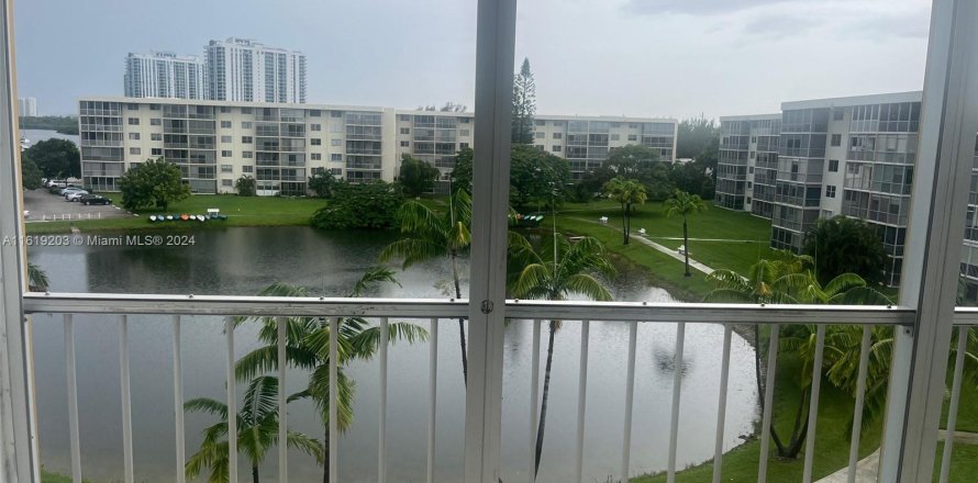 Condo in Aventura, Florida, 1 bedroom  № 1311133