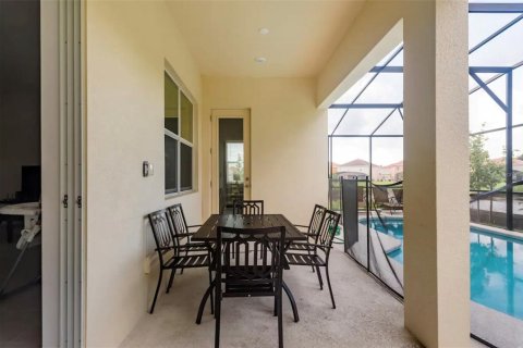 Villa ou maison à vendre à Kissimmee, Floride: 12 chambres, 448.81 m2 № 881918 - photo 28