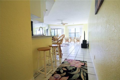 Condo in Punta Gorda, Florida, 2 bedrooms  № 213608 - photo 20