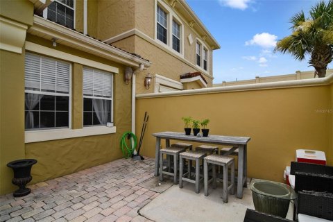 Townhouse in Davenport, Florida 3 bedrooms, 131.92 sq.m. № 1280194 - photo 3