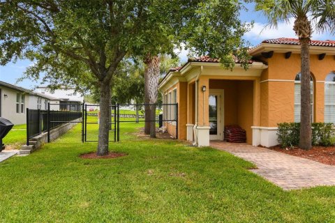 Townhouse in Davenport, Florida 3 bedrooms, 131.92 sq.m. № 1280194 - photo 18