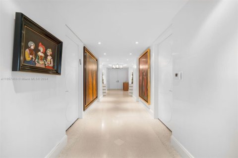 Copropriété à vendre à Sunny Isles Beach, Floride: 4 chambres, 366.5 m2 № 1365770 - photo 30