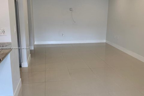 Copropriété à vendre à Miami, Floride: 2 chambres, 108.7 m2 № 1365769 - photo 6