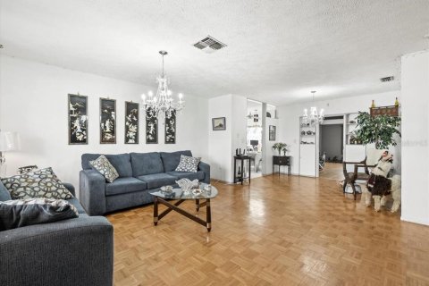 Villa ou maison à vendre à Port Richey, Floride: 3 chambres, 137.5 m2 № 1362833 - photo 6