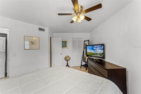 Condo in Orlando, Florida, 1 bedroom  № 1362828 - photo 28