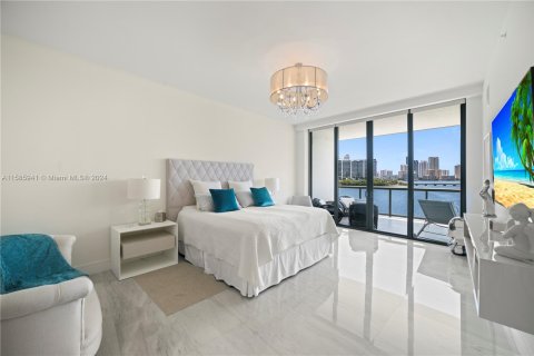 Condo in Aventura, Florida, 3 bedrooms  № 1173026 - photo 19