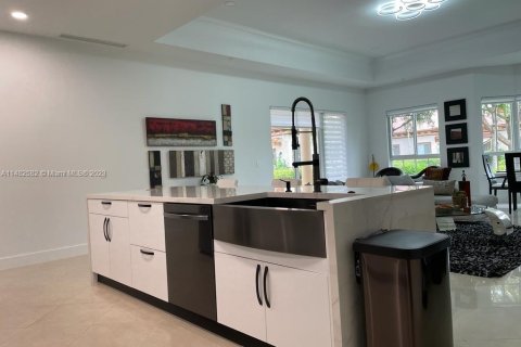 Casa en venta en Weston, Florida, 3 dormitorios, 222.04 m2 № 827177 - foto 1
