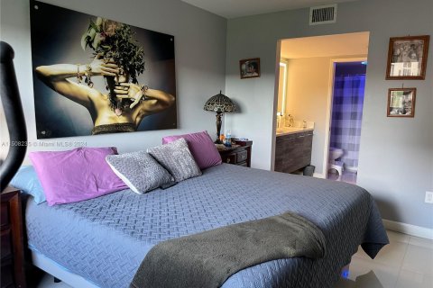 Condominio en venta en Pembroke Pines, Florida, 2 dormitorios, 85.47 m2 № 929185 - foto 18