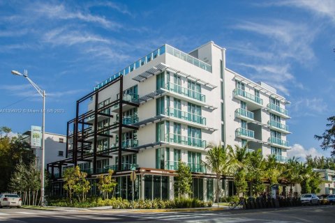 Condominio en venta en Miami Beach, Florida, 1 dormitorio, 41.06 m2 № 365922 - foto 1