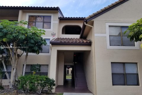 Condominio en venta en Pompano Beach, Florida, 2 dormitorios, 106.65 m2 № 851324 - foto 3