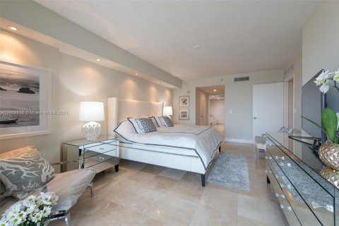 Condo in Sunny Isles Beach, Florida, 2 bedrooms  № 851320 - photo 13