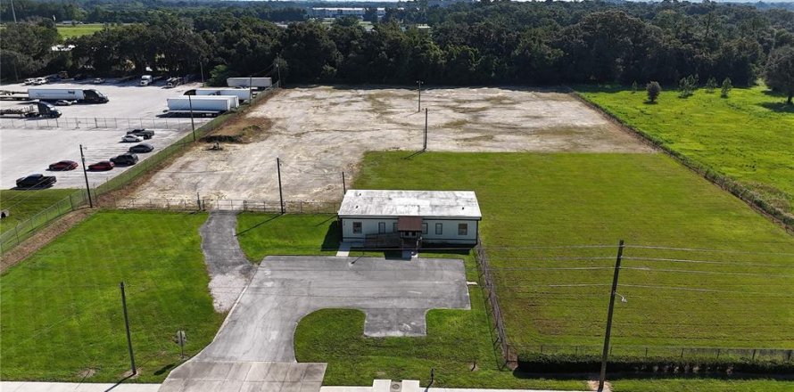 Immobilier commercial à Ocala, Floride 197.32 m2 № 1387447