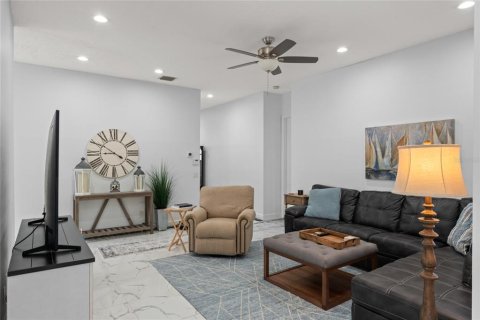 Condominio en venta en Orlando, Florida, 3 dormitorios, 170.1 m2 № 1110828 - foto 6