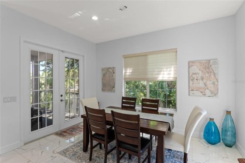Condominio en venta en Orlando, Florida, 3 dormitorios, 170.1 m2 № 1110828 - foto 8