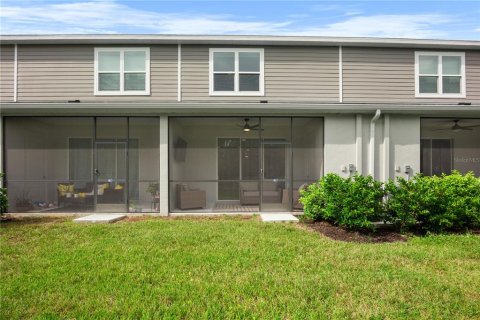 Townhouse in Parrish, Florida 3 bedrooms, 169.27 sq.m. № 1368184 - photo 29