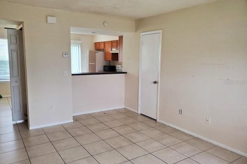 Touwnhouse à vendre à Kissimmee, Floride: 2 chambres, 92.16 m2 № 1364515 - photo 16