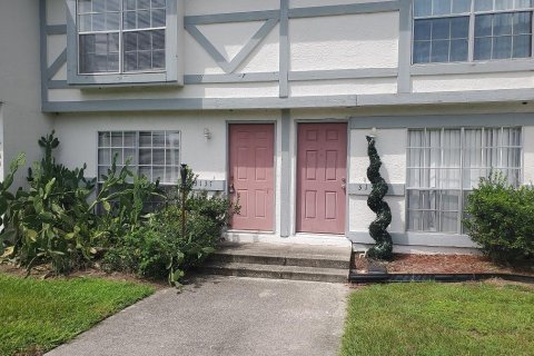 Touwnhouse à vendre à Kissimmee, Floride: 2 chambres, 92.16 m2 № 1364515 - photo 1