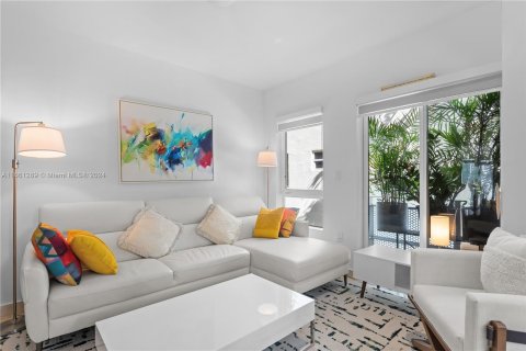 Condo in Miami Beach, Florida, 3 bedrooms  № 1368838 - photo 19