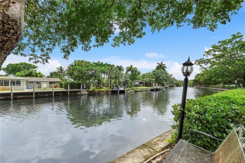 Condo in Fort Lauderdale, Florida, 3 bedrooms  № 1368746 - photo 10