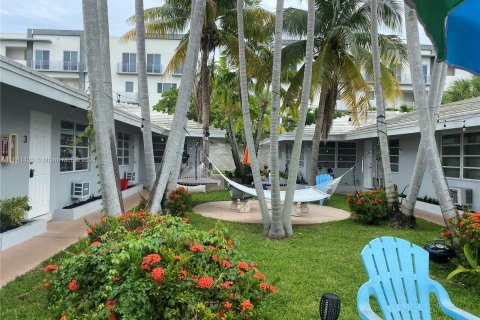 Apartamento en alquiler en Fort Lauderdale, Florida, 1 dormitorio, 842.25 m2 № 1368788 - foto 2