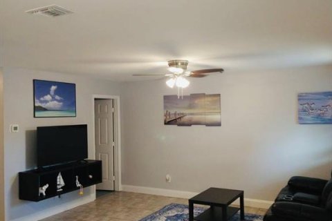Apartment in Clearwater, Florida 2 bedrooms, 69.4 sq.m. № 1115693 - photo 4