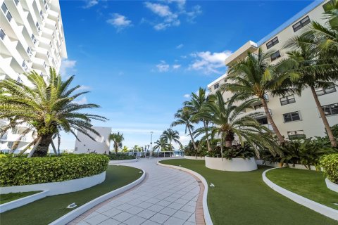 Copropriété à louer à Miami Beach, Floride: 2 chambres, 110.55 m2 № 5564 - photo 30
