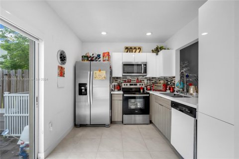 Adosado en venta en Florida City, Florida, 3 dormitorios, 118.17 m2 № 1365506 - foto 10