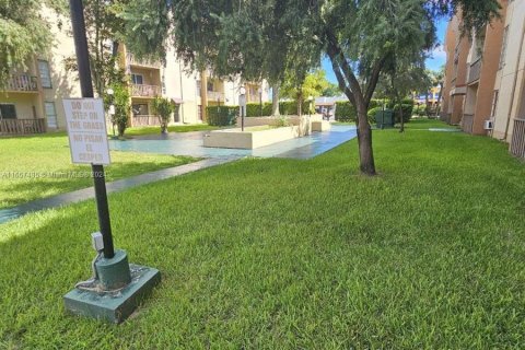 Copropriété à vendre à Miami, Floride: 1 chambre, 66.43 m2 № 1362285 - photo 17