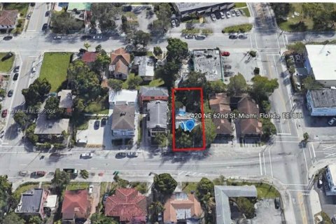 Commercial property in Miami, Florida № 951802 - photo 3