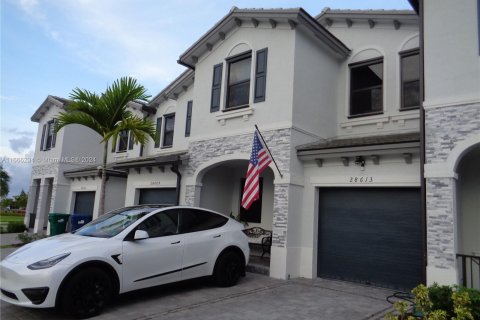 Townhouse in Homestead, Florida 3 bedrooms, 157.47 sq.m. № 1380037 - photo 4