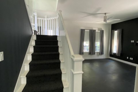 Villa ou maison à louer à Jacksonville, Floride: 4 chambres, 193.42 m2 № 774109 - photo 17