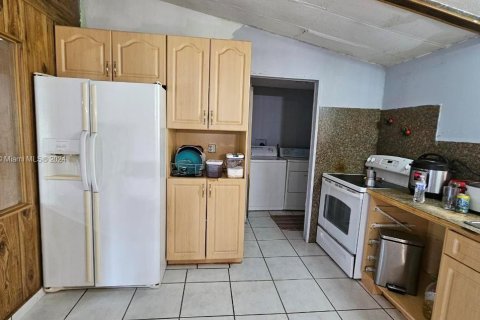 House in Clewiston, Florida 3 bedrooms № 1162464 - photo 24