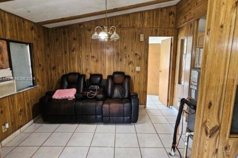 House in Clewiston, Florida 3 bedrooms № 1162464 - photo 27