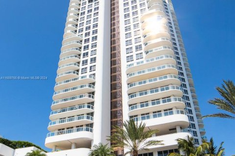 Copropriété à louer à Miami Beach, Floride: 1 chambre, 63.45 m2 № 1369095 - photo 2