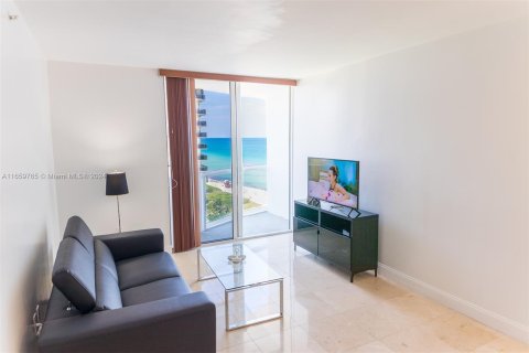 Copropriété à louer à Miami Beach, Floride: 1 chambre, 63.45 m2 № 1369095 - photo 22