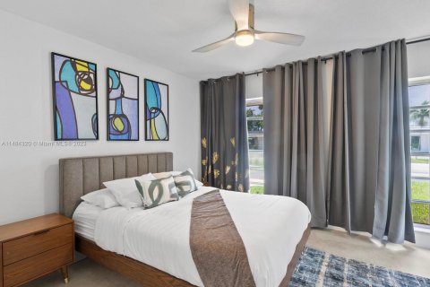 Casa en venta en Hollywood, Florida, 5 dormitorios, 213.58 m2 № 830083 - foto 11