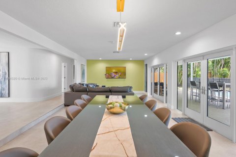 Villa ou maison à vendre à Hollywood, Floride: 5 chambres, 213.58 m2 № 830083 - photo 5