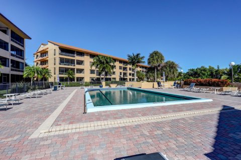 Condominio en venta en North Palm Beach, Florida, 2 dormitorios, 127.18 m2 № 830444 - foto 26