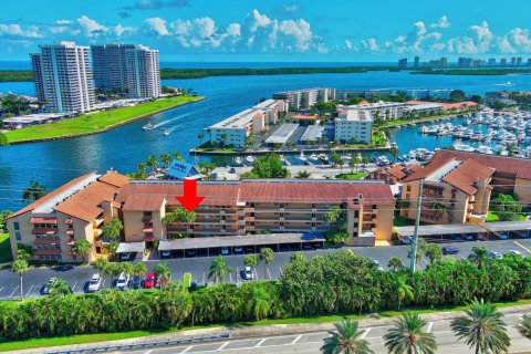 Copropriété à vendre à North Palm Beach, Floride: 2 chambres, 127.18 m2 № 830444 - photo 17