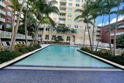 Condominio en venta en Miami, Florida, 2 dormitorios, 97.45 m2 № 1365862 - foto 11