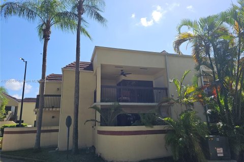 Condo in Miami, Florida, 3 bedrooms  № 1365863 - photo 6