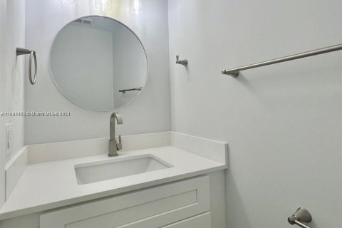 Touwnhouse à vendre à Pompano Beach, Floride: 2 chambres, 94.57 m2 № 1329931 - photo 12