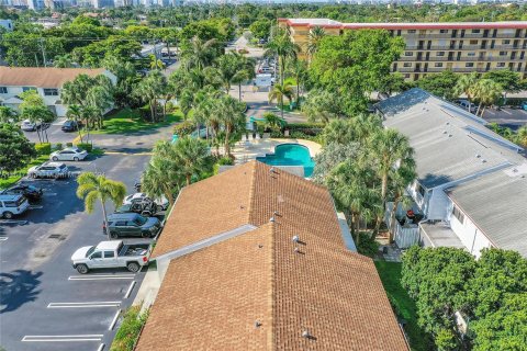 Touwnhouse à vendre à Pompano Beach, Floride: 2 chambres, 94.57 m2 № 1329931 - photo 16