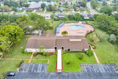 Villa ou maison à vendre à Delray Beach, Floride: 3 chambres, 176.42 m2 № 961522 - photo 9