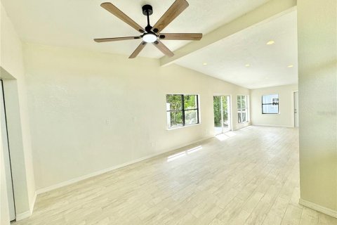 Casa en venta en North Port, Florida, 2 dormitorios, 98.94 m2 № 1366944 - foto 16